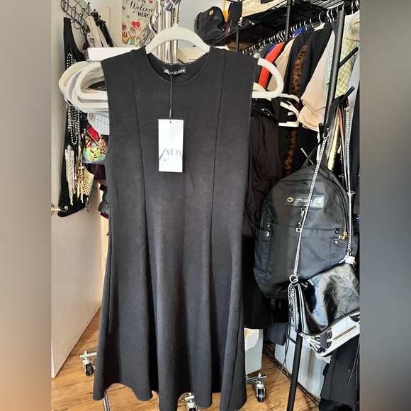 Nwt-Zara- STRETCH KNIT SKATER DRESS-S - Picture 3 of 5